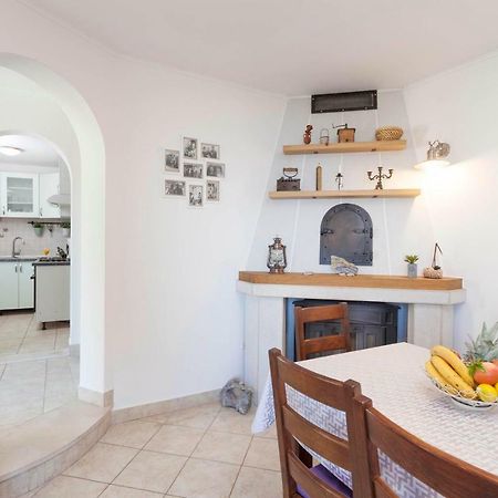 Holiday home Lavanda Grubisic Tucepi Bagian luar foto