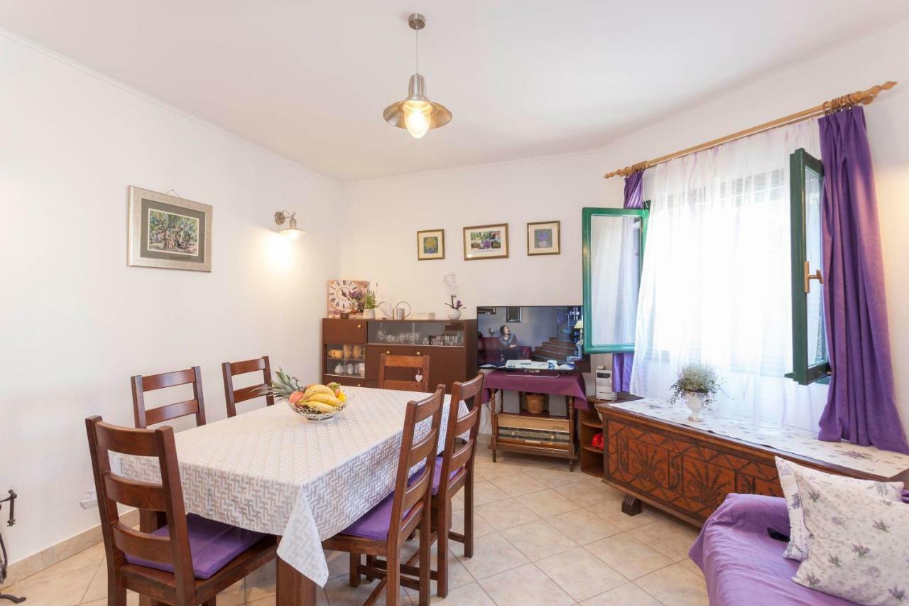 Holiday home Lavanda Grubisic Tucepi Bagian luar foto