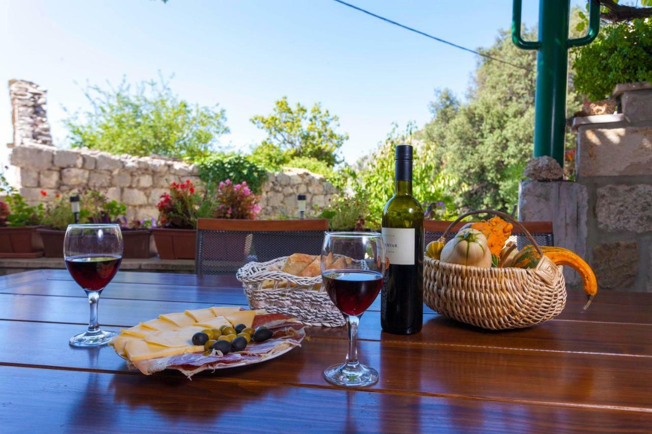 Holiday home Lavanda Grubisic Tucepi Bagian luar foto