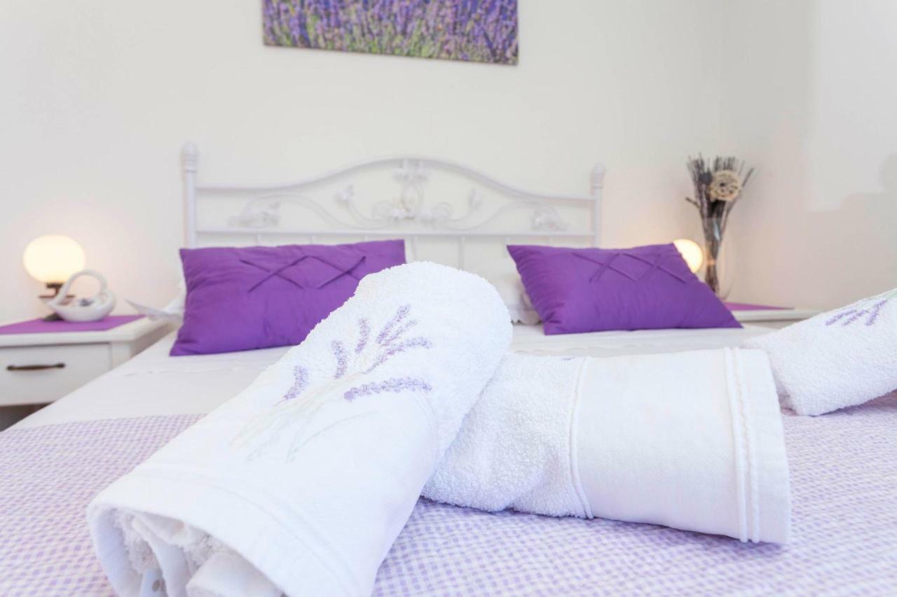 Holiday home Lavanda Grubisic Tucepi Bagian luar foto