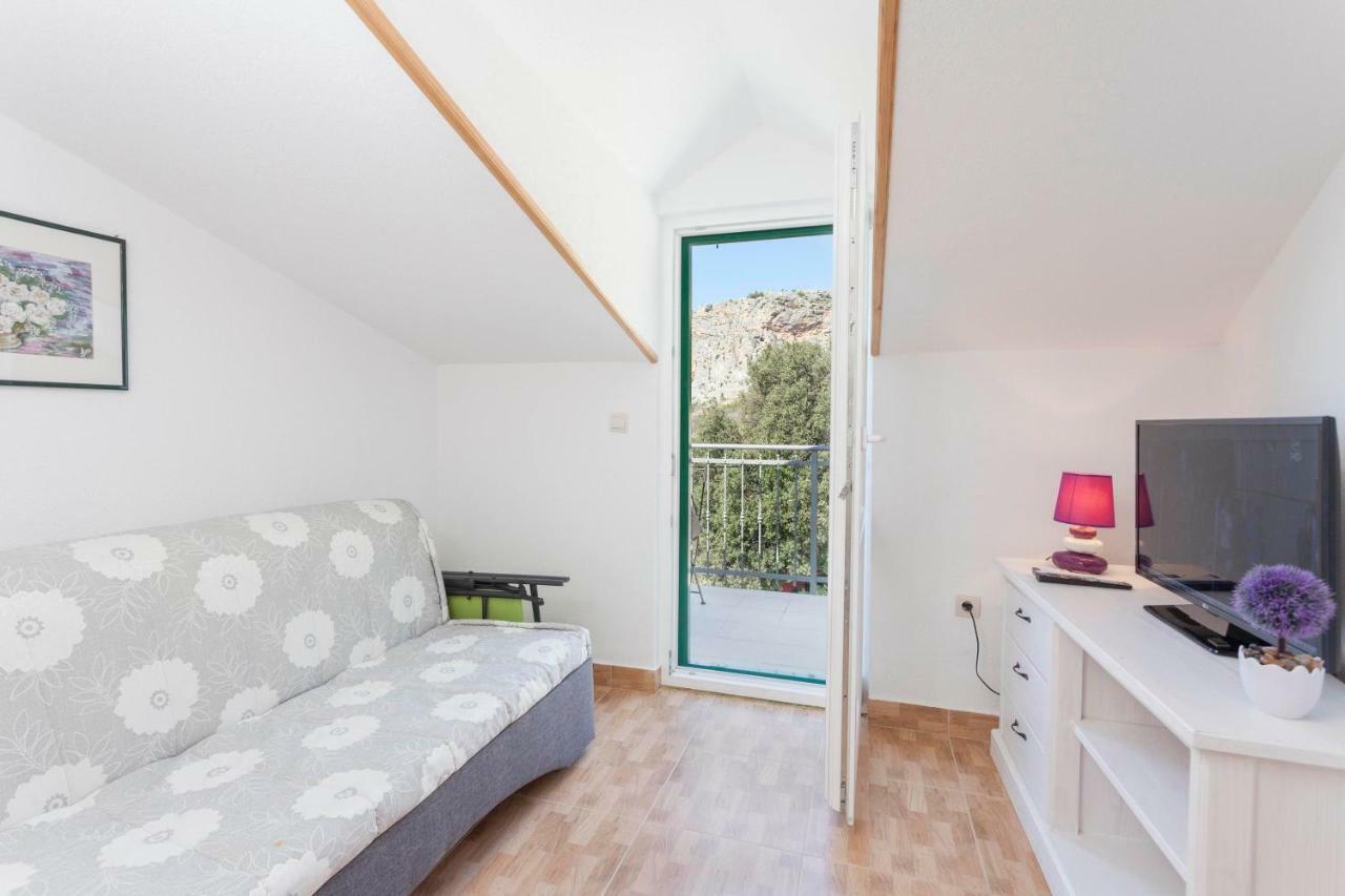 Holiday home Lavanda Grubisic Tucepi Bagian luar foto