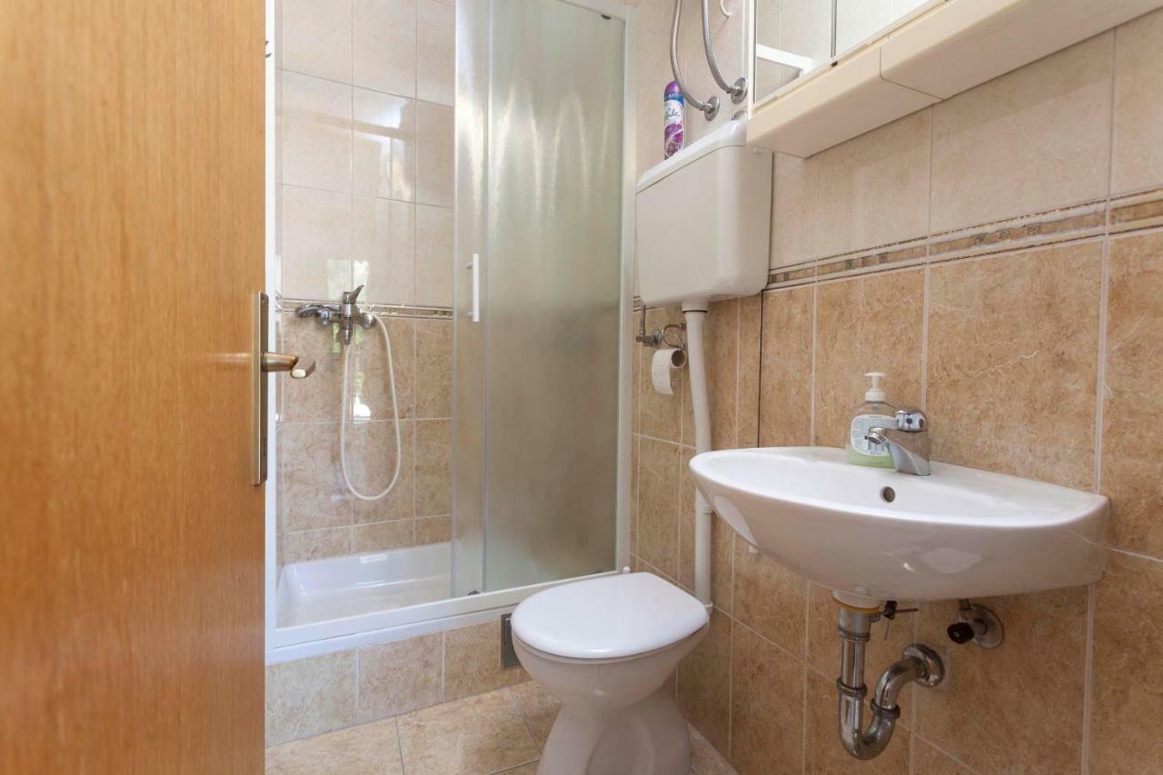 Holiday home Lavanda Grubisic Tucepi Bagian luar foto